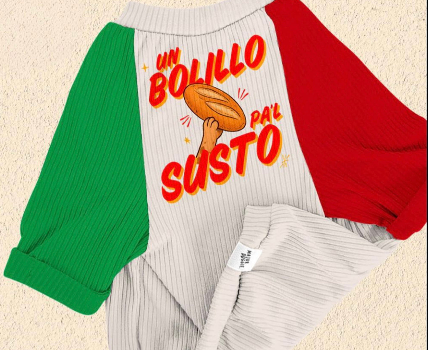 Mexican Dog T-Shirt: Un bolillo para el susto! -Preorder